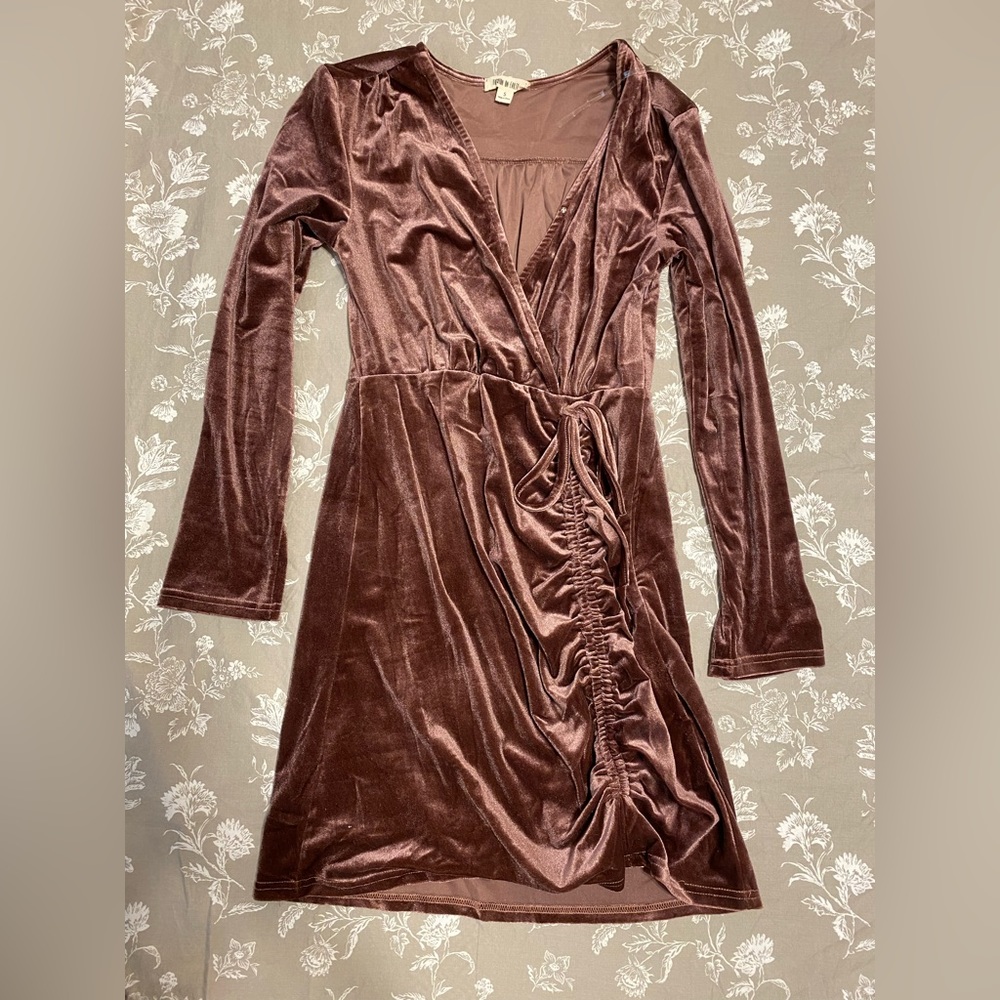 Fashion on Earth Velvet mini Dress, purple
